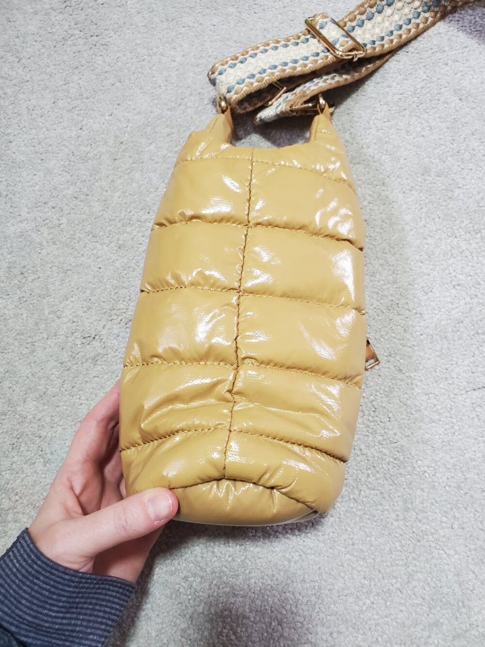 WANDERFULL HydroBag Crossbody Water Bottle Bag Puffer Glossy Camel Tan Gold 11x6 - Picture 3 of 11